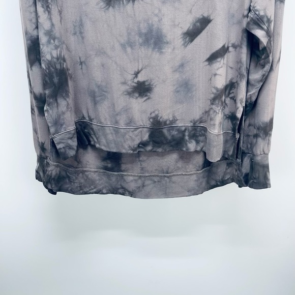 Women’s Joylab Thumb Hole Sweatshirt Tie Dye Iron Tan Gray French Terry ￼Medium - Picture 4 of 11